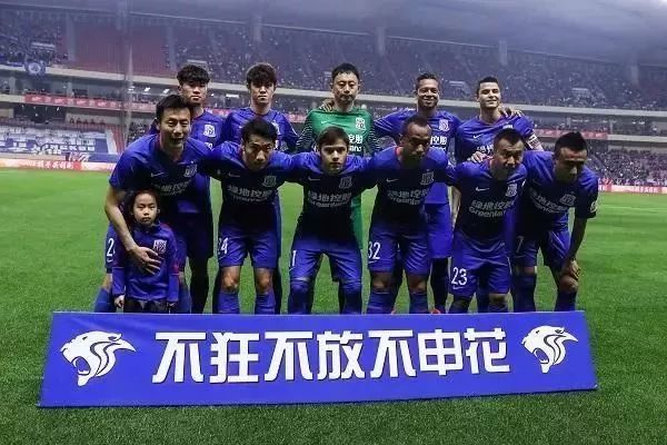 直击2025武汉马运会现场：马术青训人群数量倍增，有参赛者13岁已学习马术6年（2025武汉马运会现场观察：马术青训规模翻倍，13岁参赛者已有6年训练经历）