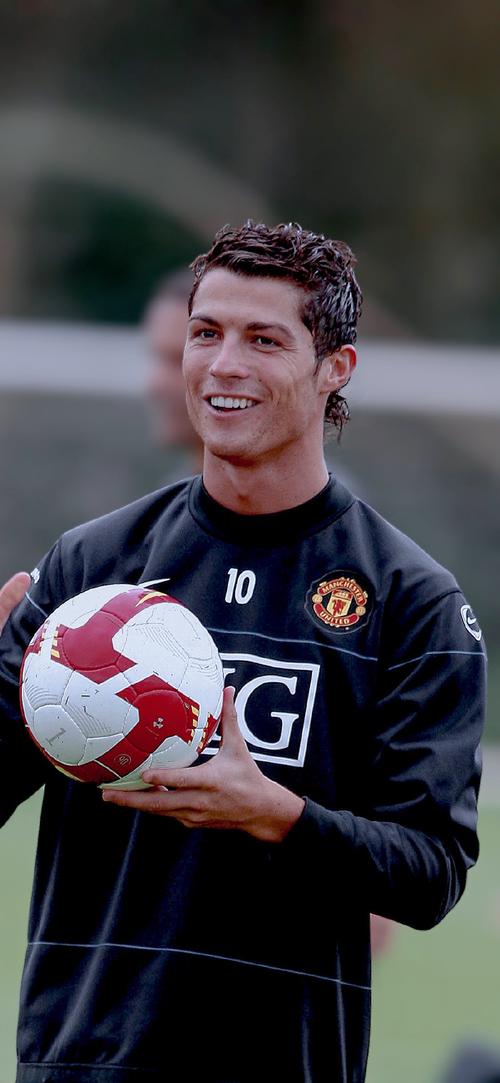 又遭末节逆转！快船本赛季第四节场均得分联盟倒数第二（末节再度被翻盘！快船本季第四节场均得分仅列联盟第29位）