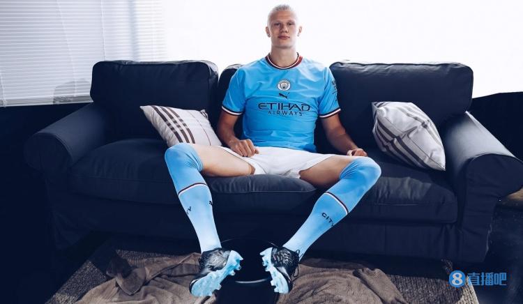 5万名民众齐聚现场，庆祝挪威队自98年以来首次晋级世界杯（5万球迷涌入现场，欢庆挪威队自1998年以来首度闯入世界杯决赛圈）