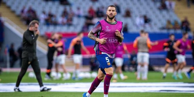 枪手定位球成固定杀招：乔弗尔备受赞誉（阿森纳定位球化身致命利器，乔弗尔广受称赞）