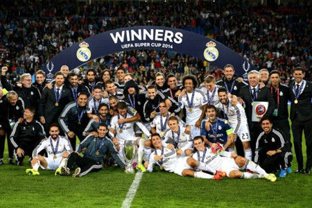 西甲战报：莫雷诺、奥卢瓦塞伊破门，黄潜2-1马略卡（西甲：莫雷诺、奥卢瓦塞伊建功，比利亚雷亚尔2-1小胜马略卡）