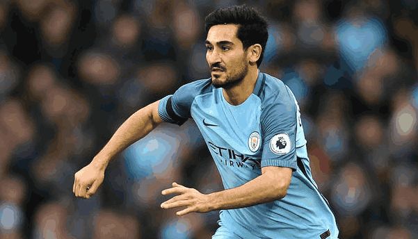 拉眼角引发争议的全北助教宣布辞职，此前因种族歧视被判禁赛5场（因种族歧视手势遭禁赛5场后，全北助教宣布辞职）