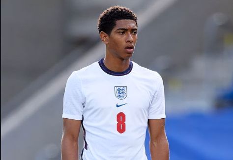 足球报：青岛海牛外援兰克尔-泽的个人操守确实存在问题（足球报：青岛海牛外援兰克尔-泽个人操守遭质疑）