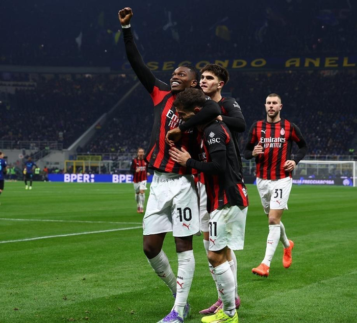 里程碑之战，麦肯尼迎来尤文生涯第200次出场（里程碑时刻：麦肯尼代表尤文第200次出战）