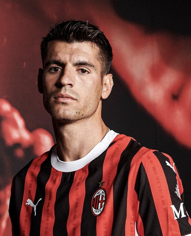 卡雷拉斯染红全程：对裁判让任意球重开不满染黄，随后抱怨吃直红（卡雷拉斯红牌过程：不满任意球重踢先吃黄，继续抱怨遭直红）