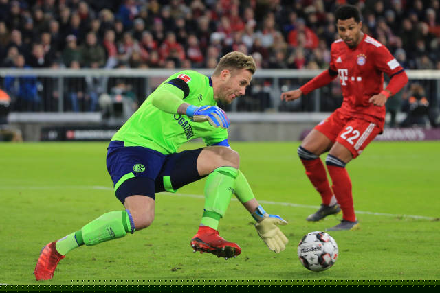 美媒：海兰德遭遇右膝挫伤，本场比赛将不会回归（美媒：海兰德右膝挫伤，提前退场本场不再出战）