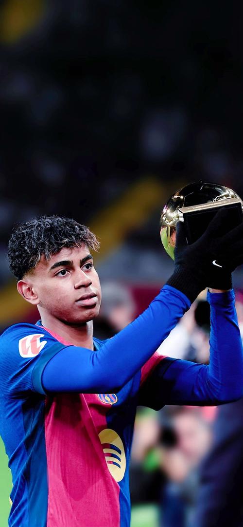 意媒：尤文和那不勒斯有意在冬窗引进塞瓦略斯，但皇马不卖（意媒：尤文、那不勒斯欲冬窗签下塞瓦略斯，皇马拒售）