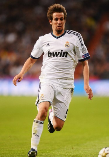 意甲联赛焦点战：尤文图斯险胜罗马