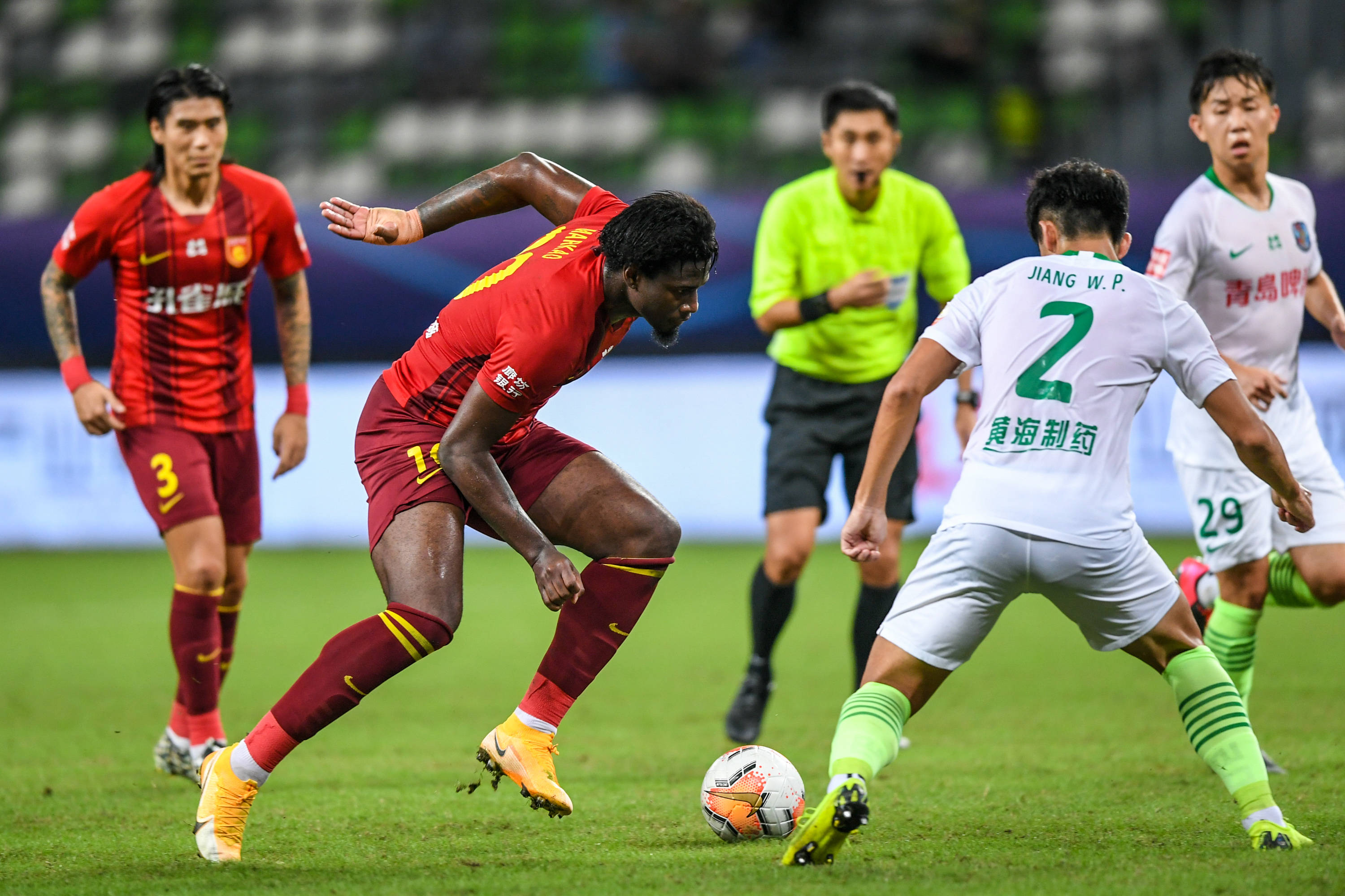 莫斯克拉：人们梦想赢得欧冠是正常的，但现在是11月赛季还长（莫斯克拉：渴望欧冠夺冠很正常，但现在才11月，赛季还很漫长）