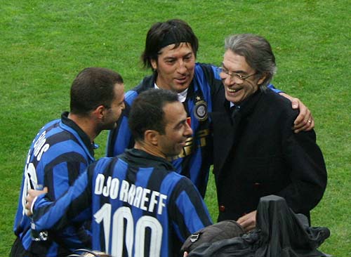 拜仁官方：于帕梅卡诺因负荷管理未进战圣保利大名单（拜仁官宣：于帕梅卡诺因负荷管理未进入对阵圣保利名单）